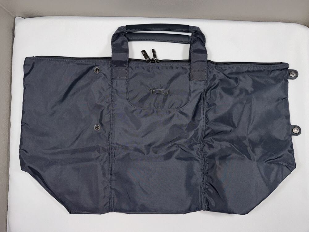 TUMI Lightweight Just In Case Foldable Travel Tote Bag Gray Weekender Overnight